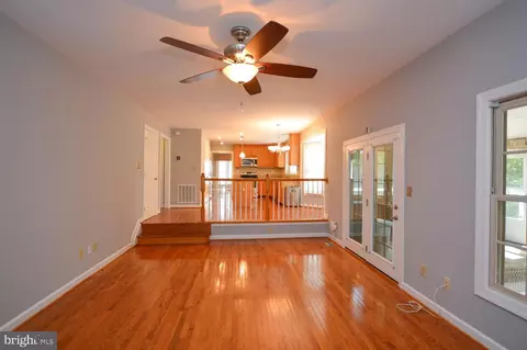 10513 Foxlake Dr, Bowie, MD 20721 photo 19