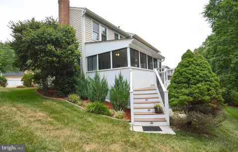 10513 Foxlake Dr, Bowie, MD 20721 photo 50