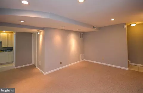 10513 Foxlake Dr, Bowie, MD 20721 photo 39