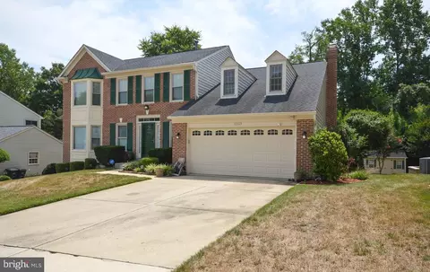 10513 Foxlake Dr, Bowie, MD 20721 photo 2