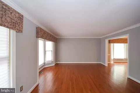 10513 Foxlake Dr, Bowie, MD 20721 photo 7