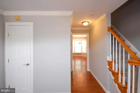 10513 Foxlake Dr, Bowie, MD 20721 photo 4