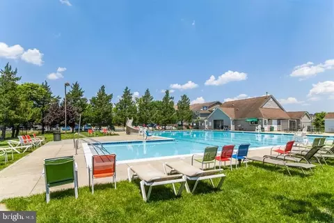 Exterior - 14303 Greenview Dr, Laurel, MD 20708 photo 6 of 6