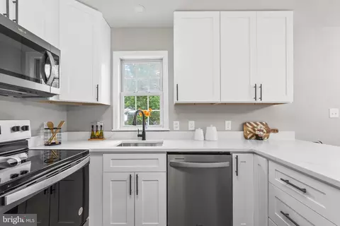 8600 Holly St, Laurel, MD 20707 photo 30