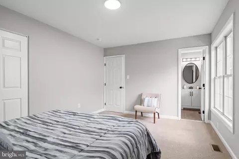 8600 Holly St, Laurel, MD 20707 photo 37