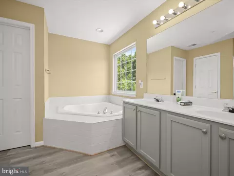 6321 Kinsey Ter, Lanham, MD 20706 photo 16