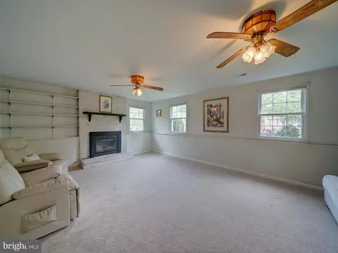 16006 Kent Rd, Laurel, MD 20707 photo 38
