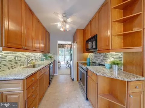 16006 Kent Rd, Laurel, MD 20707 photo 6