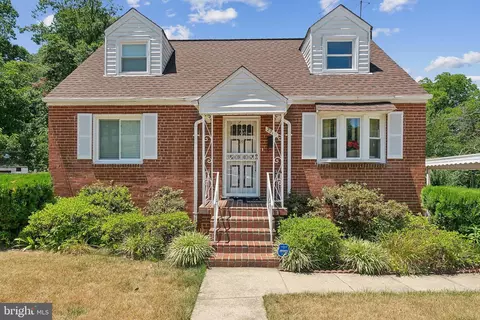 2201 Gaylord Dr, Suitland, MD 20746