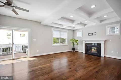 Living - 2303 59th Pl, Cheverly, MD 20785 photo 4 of 4
