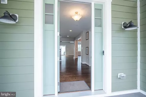 Entry Way - 2303 59th Pl, Cheverly, MD 20785 photo 1 of 16
