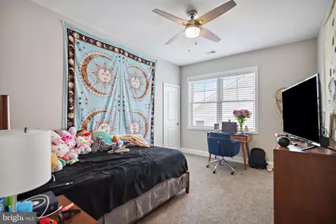 Bedroom - 2303 59th Pl, Cheverly, MD 20785 photo 5 of 13