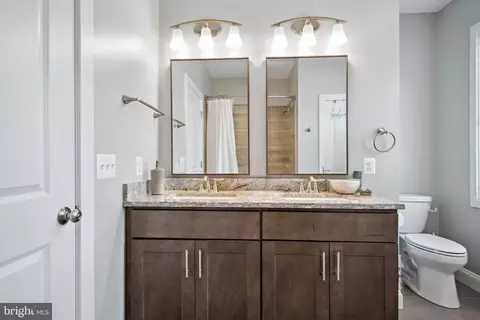 Bath - 2303 59th Pl, Cheverly, MD 20785 photo 1 of 7