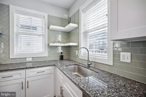 Kitchen - 2303 59th Pl, Cheverly, MD 20785 photo 7 of 8
