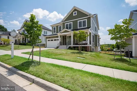 Exterior - 2303 59th Pl, Cheverly, MD 20785 photo 3 of 9
