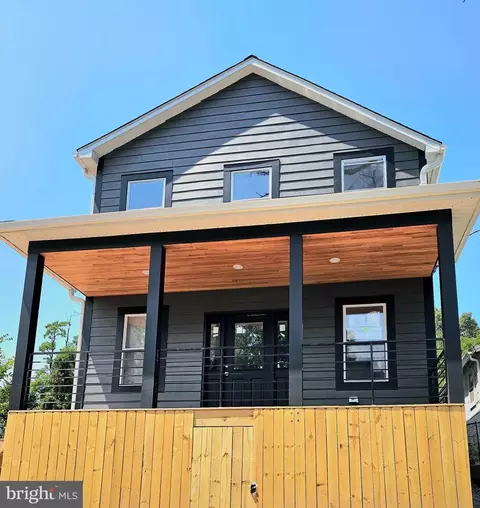 516 67th Pl, Capitol Heights, MD 20743