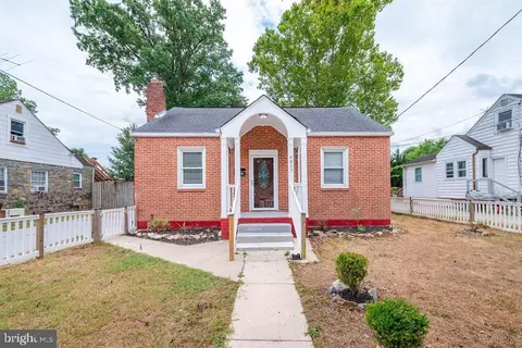 4807 Rittenhouse St, Riverdale, MD 20737