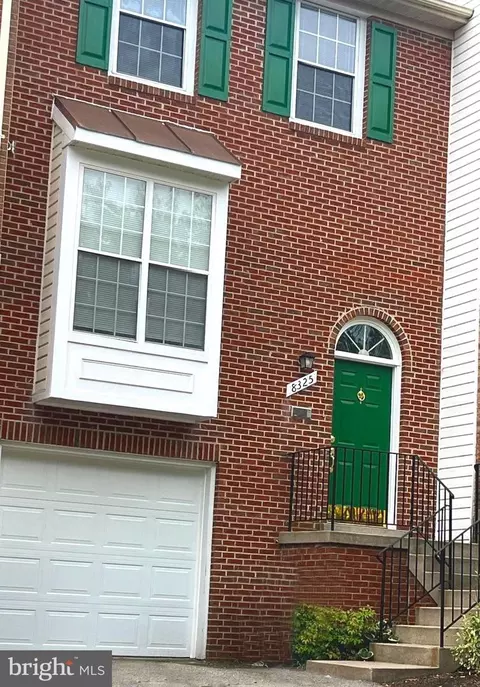 8325 Founders Woods Way, Fort Washington, MD 20744