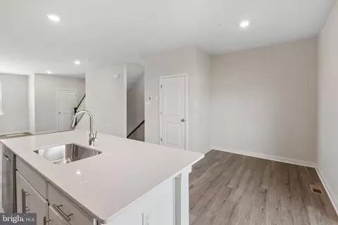 7514 Daybreak Dr, Brandywine, MD 20613 photo 8