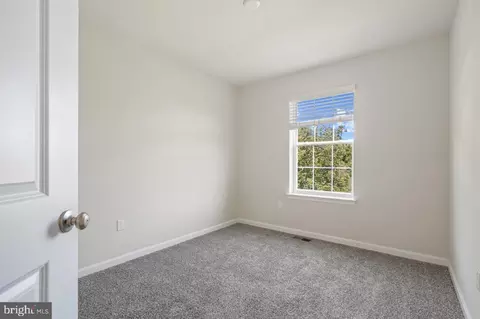 7522 Daybreak Dr, Brandywine, MD 20613 photo 3