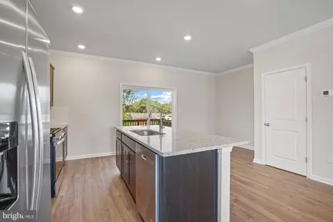 7524 Daybreak Dr, Brandywine, MD 20613 photo 17