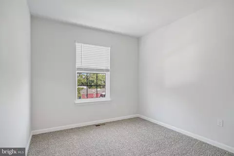 7524 Daybreak Dr, Brandywine, MD 20613 photo 9