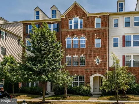 8015 Greenbelt Station Pkwy #305C, Greenbelt, MD 20770