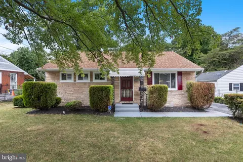 9004 Varnum St, Lanham, MD 20706