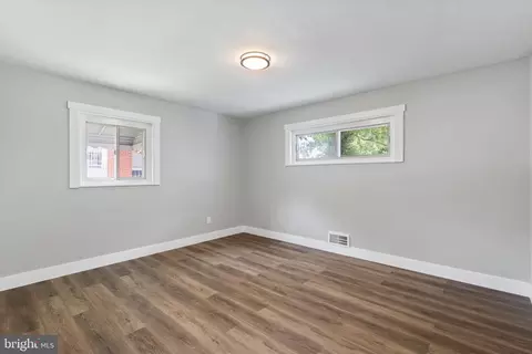 9004 Varnum St, Lanham, MD 20706 photo 6