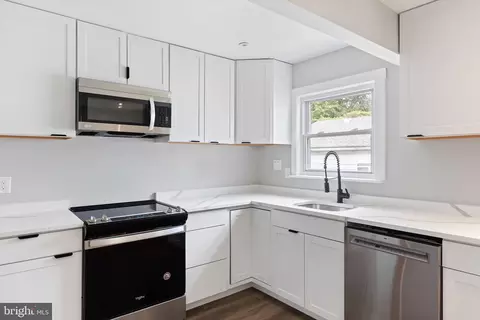 9004 Varnum St, Lanham, MD 20706 photo 10