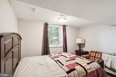 Bedroom - 7325 Oliver St, Lanham, MD 20706 photo 4 of 5