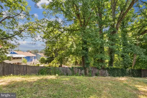 Exterior - 7325 Oliver St, Lanham, MD 20706 photo 9 of 9