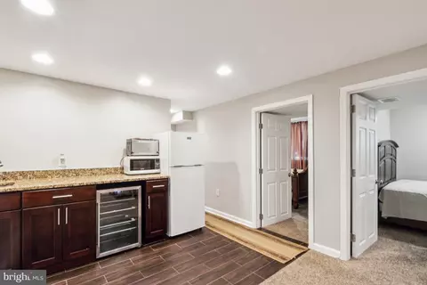 Entry Way - 7325 Oliver St, Lanham, MD 20706 photo 10 of 11