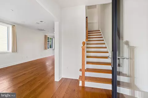 3208 Perry St, Mount Rainier, MD 20712 photo 4