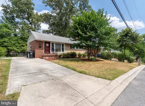 6009 89th Ave, New Carrollton, MD 20784