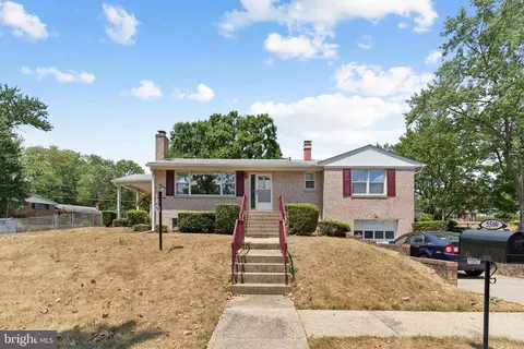 5500 Chesterfield Dr, Temple Hills, MD 20748