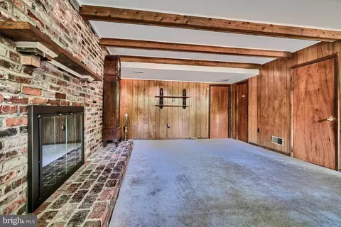 Living - 6407 Forest Mill Ln, Laurel, MD 20707 photo 6 of 8