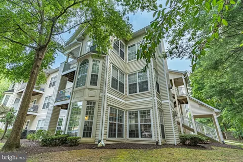 15602 Everglade Ln #2-103, Bowie, MD 20716