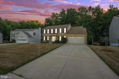 724 Chatsworth Dr, Accokeek, MD 20607