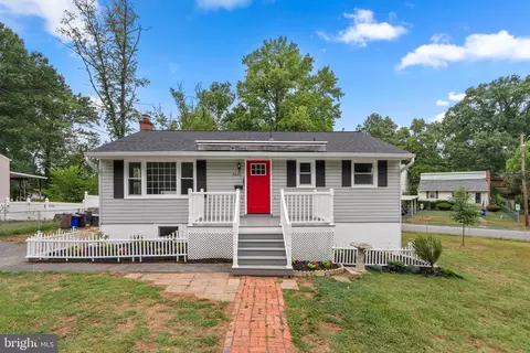 8626 Cunningham Dr, Berwyn Heights, MD 20740