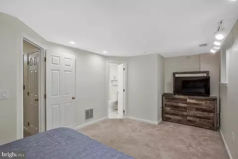 13021 Silver Maple Ct, Bowie, MD 20715 photo 26