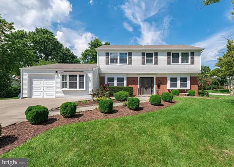 12404 Kembridge Dr, Bowie, MD 20715