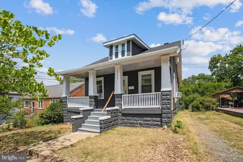 4111 32nd St, Mount Rainier, MD 20712 photo 1