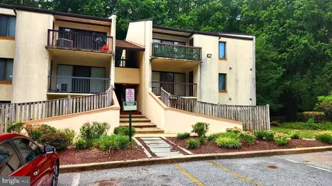 10114 Campus Way S #203-8C, Marlboro, MD 20774