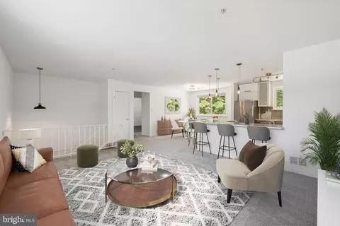 Living - 8718 Deborah St, Clinton, MD 20735 photo 3 of 8
