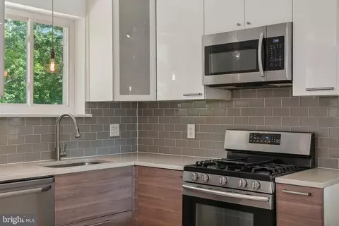 Kitchen - 8718 Deborah St, Clinton, MD 20735 photo 9 of 9