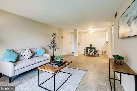 516 Wilson Bridge Dr #6717 A-1, Oxon Hill, MD 20745