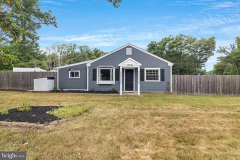 10501 Moores Ln, Clinton, MD 20735