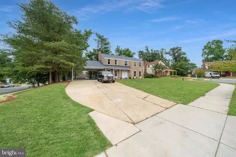 7005 Nightingale Ct, Lanham, MD 20706 photo 3