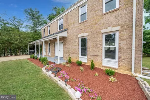 7005 Nightingale Ct, Lanham, MD 20706 photo 5